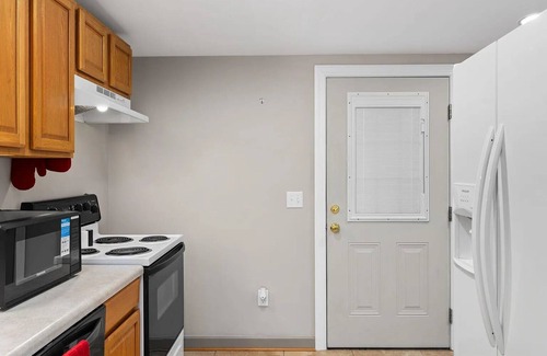 Florence House | Charming 1-bedroom house in fabulous Florence Alabama
