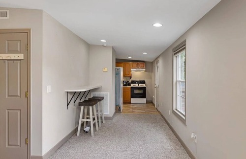 Florence House | Charming 1-bedroom house in fabulous Florence Alabama