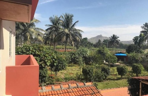 Chikkaballapur Apartment | Charming 1-bedroom apartment in delightful Nandi Hills with AC