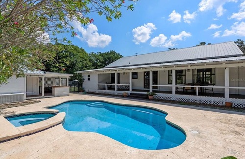 Apopka House | Charming 1-bedroom mother-in-law suite w/full kitchen in delightful Apopka
