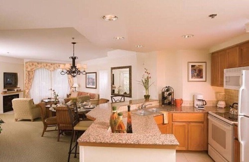 Palm Desert Villa | Charming 1-bedroom villa in Palm Desert with AC, fitness room