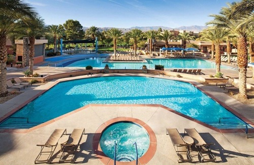 Palm Desert Villa | Charming 1-bedroom villa in Palm Desert with AC, fitness room