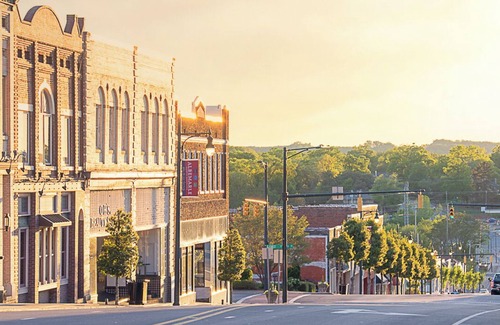 Albemarle House | Charming 1 bedroom with EV charging in Albemarle NC