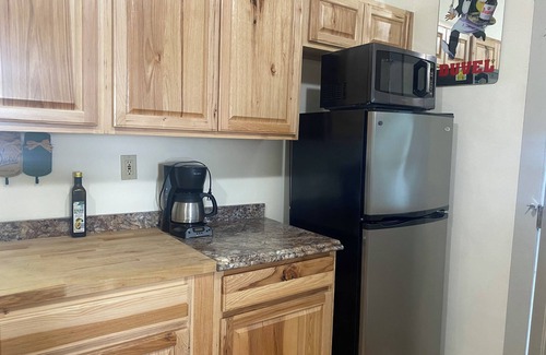 Cooperstown Apartment | Charming 1-BR 2nd floor apartment in the heart of Cooperstown, NY- Full Kitchen