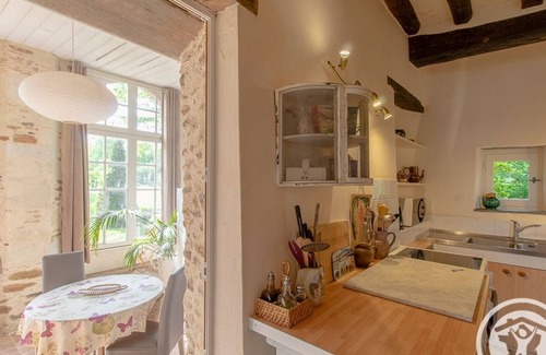 Rochefort-sur-Loire Cottage | Charming 15th-Century Family Cottage in Loire Vineyards with Park, Terrace, and Leisure Facilities