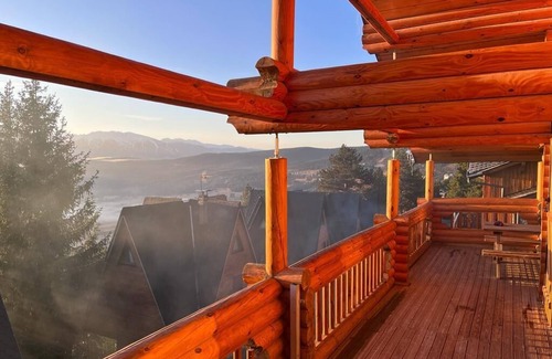 Les Angles Ski Chalet | Charming 16Pax chalet 7 bedrooms 5 bathrooms 5 WCs including 3 suites