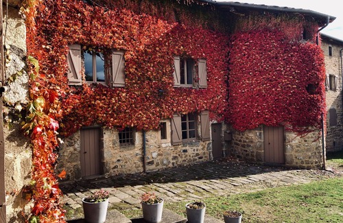 Olliergues Villa | Charming 17th century residence, Calm, Livradois Forez Natural Park, Olliergues