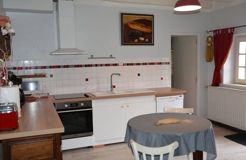 Chambourg-sur-Indre Cottage | Charming 1840 Cottage with Garden, Near Loches & Loire Castles – Family & Pet Friendly