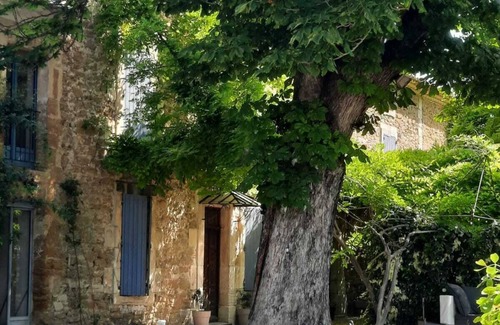 Althen-des-Paluds House | Charming 18th-century farmhouse