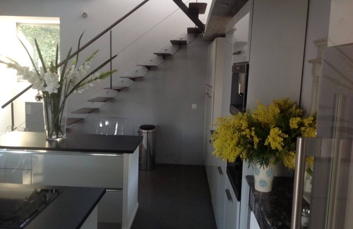 La Seyne-sur-Mer House | Charming 1930s house with swimming pool and air-conditioned bedrooms.