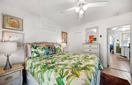 Pass-a-Grille Cottage | Charming 1930s Gulfside Bungalow in Spanish Triplex - 1 Minute from Best Beach