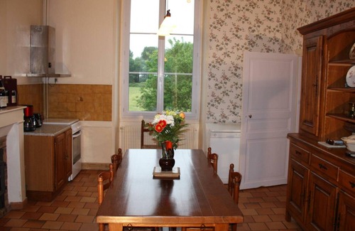 Beaumont-en-Veron Cottage | Charming 19th-Century Home in Heart of Loire Vineyards with Large Private Garden