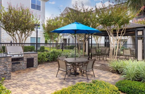 Spring Apartment | Charming 1B, 1B Furnished Apartment in Spring, TX
