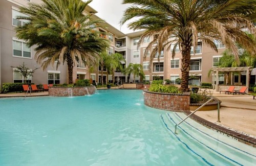 Texas Medical Center Apartment | Charming 1BR apt in Houston with AC, Pets OK, fitness room, NRG,Med Center