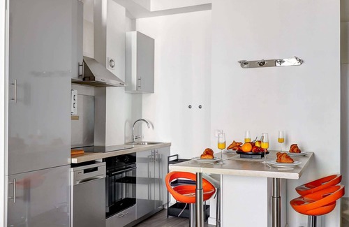 Odeon Apartment | Charming 1BR in Saint-Germain for 4 Guests
