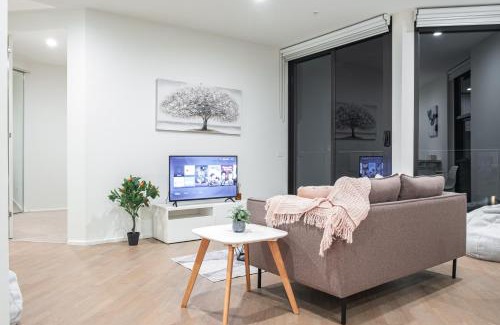 Maribyrnong Apartment | Charming 1br Maribyrnongwifiparkingbalcony