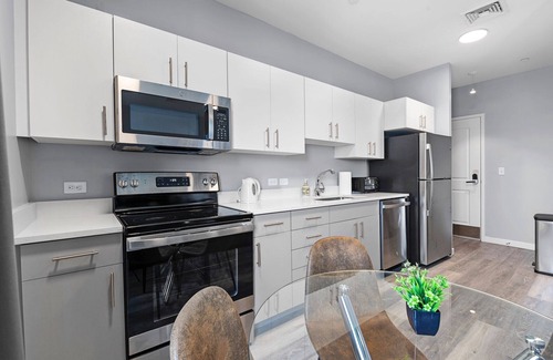 Everett Apartment | Charming 1BR Near Encore 8028
