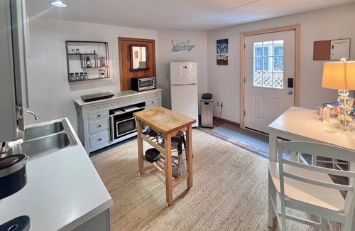 South Orleans Apartment | Charming 1BR, Pet Friendly, Minutes to Beaches, Golf, Dining, Shopping(2396)