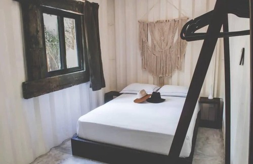 Zona Hotelera Apartment | Charming 1BR Suite | Main Strip & Beach at Tulum