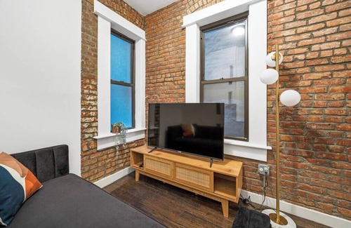 Bowery Apartment | Charming 1BR, w/W/D in unit, by Subway