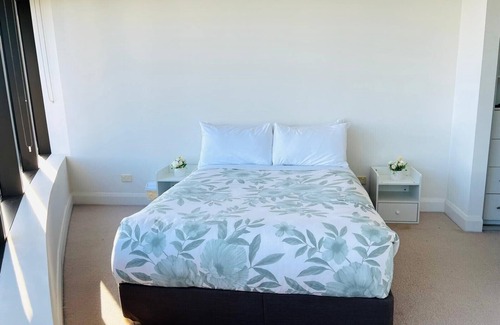 Sydney Olympic Park Apartment | Charming 2-bedroom apartment in Sydney Olympic Park with AC, WiFi