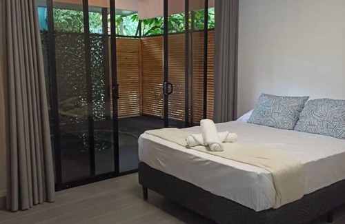 Dominical Cabin | Charming 2-bedroom cabin in delightful Dominical with WiFi, AC