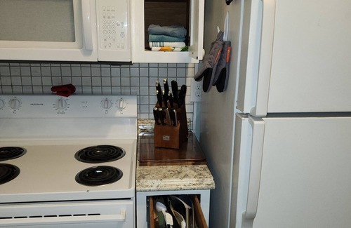 Grovetown House | Charming 2 bd 2 bath home in Grovetown GA just off I20 exit 194