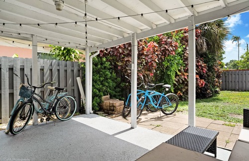 Delray Beach House | Charming 2-bdrm house IN Delray Beach-walk to Atlantice Ave and beach