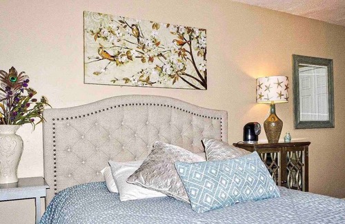 Southeast Carmel Villa | Charming 2-bedroom cottage, walk to downtown Carmel-by-the-Sea