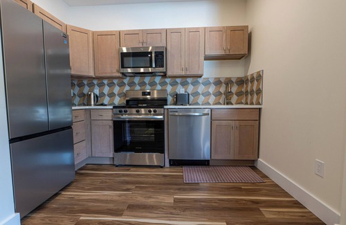 Lawrenceville Apartment | Charming 2-bedroom apartment in peaceful Lawrence Township with AC