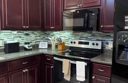 Thomas Drive House | Charming 2-bedroom townhome with WiFi, AC in fabulous Panama City Beach.