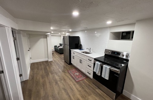 Sugar House Apartment | Charming 2 bed 1 bathroom in heart of SLC. Perfect in every way for your stay!