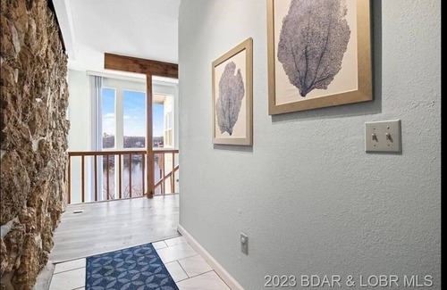 Lake Ozark Condo | Charming 2-bed 2-bath condo overlooking the beautiful Lake of the Ozarks-4MM