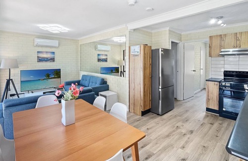 Batemans Bay Apartment | Charming 2-Bed Apartment with Bay Views