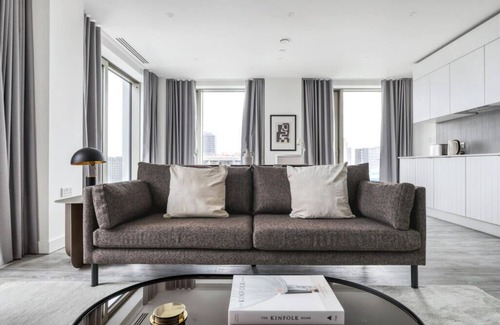 Stratford and New Town Apartment | Charming 2-Bed Apartment in London Stratford