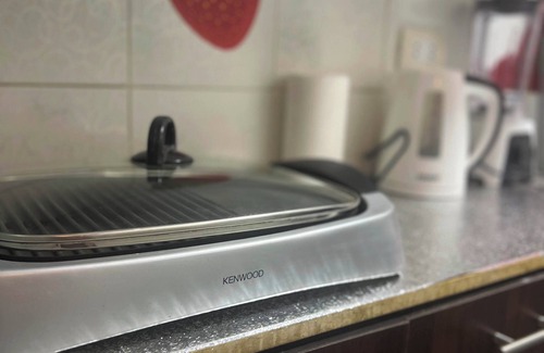 Giza Apartment | Charming 2-bedroom apartment with AC, WiFi in lovely Giza Governorate & pyramids