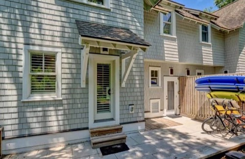 Keepers Landing House | Charming 2 Bedroom near desirable East Beach! Shoals club available n