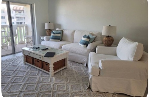 New Smyrna Beach Condo | Charming 2-bedroom condo in Enchanting New Smyrna Beach with AC