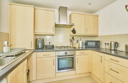 Croham Apartment | Charming 2-Bedroom Flat in South Croydon