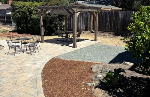 San Luis Obispo Cottage | Charming 2-bedroom cottage close to Cal Poly and downtown SLO
