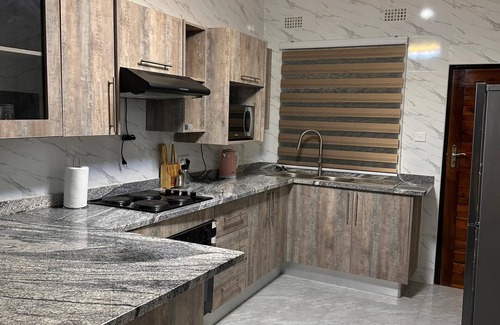 Lusaka Apartment | Charming 2-bedroom apartment in Lusaka Province with WiFi, Swimming Pool