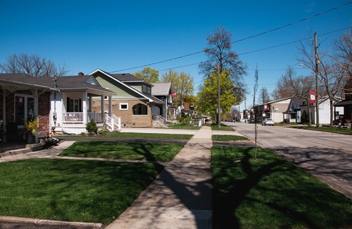 Port Dalhousie Apartment | Charming 2 Bedroom Apartment in the Heart of Port Dalhousie