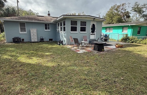 Daytona Beach House | Charming 2-bedroom bungalow in lovely Daytona Beach with WiFi, AC