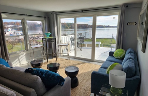Muskegon Heights Cottage | Charming 2-bedroom waterfront cottage with AC & WiFi located in Norton Shores.