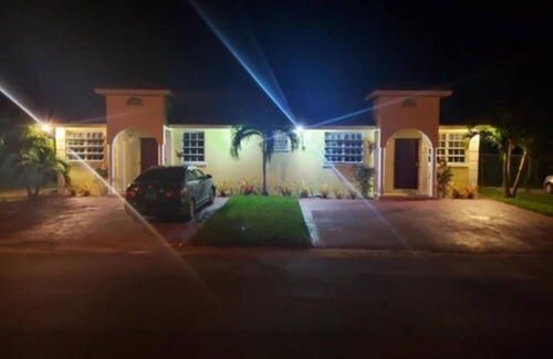 Belair Estates Apartment | Charming 2-bedroom 2 bathroom apartment with WiFi, AC in nice Nassau