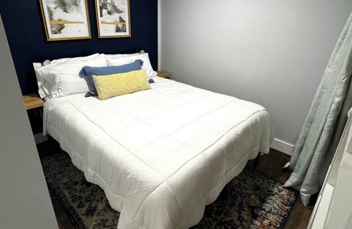 Byrdstown Bed & Breakfast | Charming 2 Bedroom/2 Bath Suite at the Lakeside!