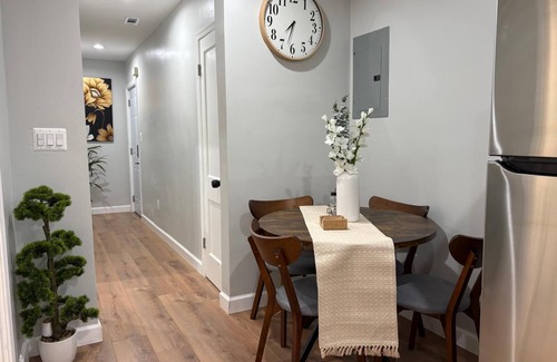 Trinidad Apartment | Charming 2-bedroom apartment in enchanting Washington with WiFi, AC