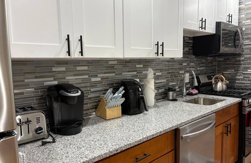 Trinidad Apartment | Charming 2-bedroom apartment in enchanting Washington with WiFi, AC