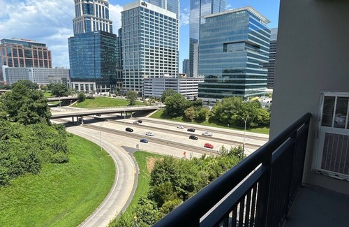 Charlotte Apartment | Charming 2-bedroom Apartment in Uptown Charlotte, Minutes to BOA Stadium
