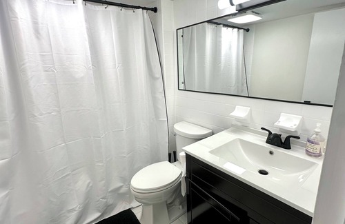 Downtown Knoxville Apartment | Charming 2-bedroom apartment in brilliant Knoxville with walkable campus access.